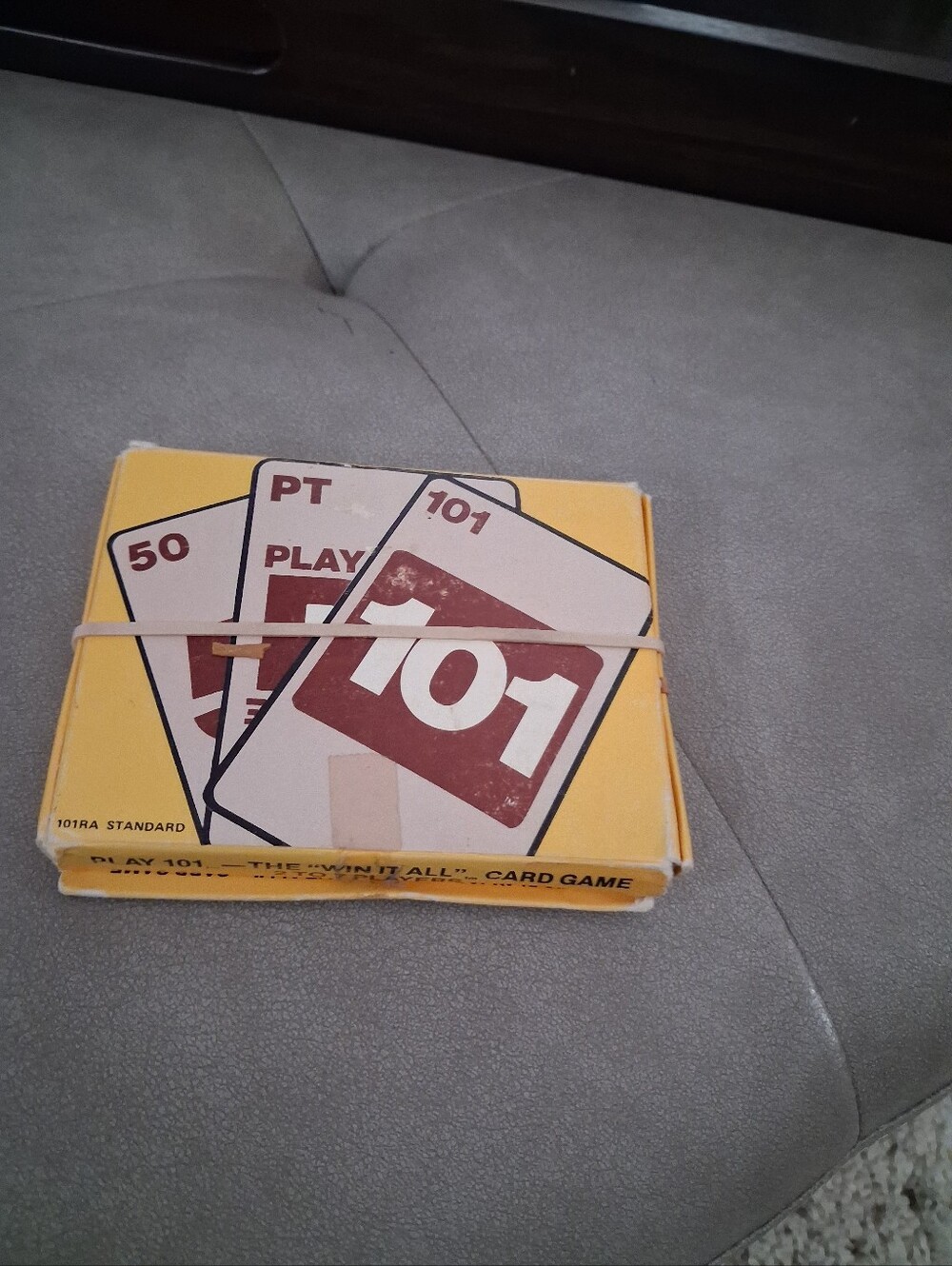 Vintage 1978 101 "Win It All" Card Game